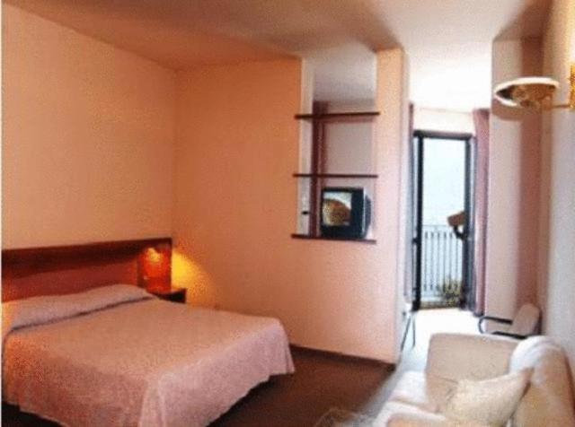 Albergo Moderno Lovere Kültér fotó